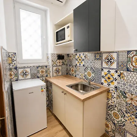 Affitti Brevi Policlinico Apartamento *