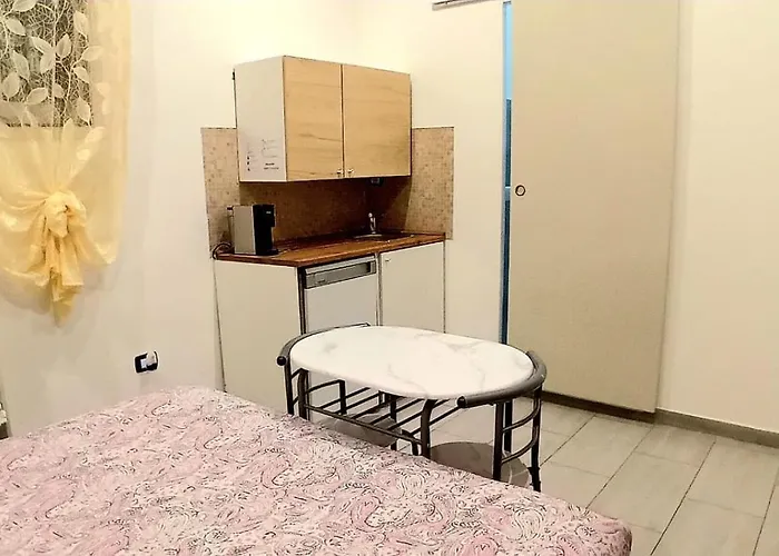 Affitti Brevi Policlinico アパート