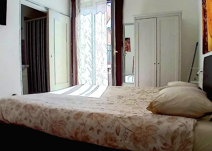 Affitti Brevi Policlinico アパート *